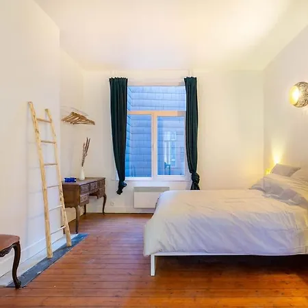 Apartment Oasis In The